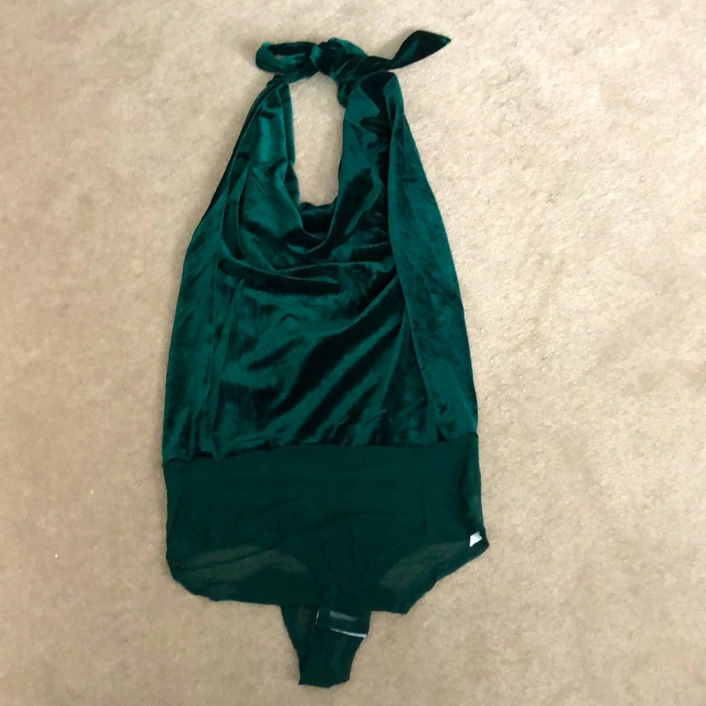Cowl Neck Tie Back Velvet Bodysuit, size M